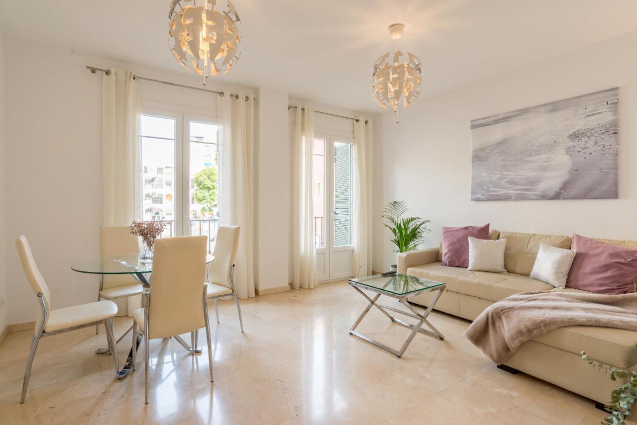 Agua I & Seasonal Pool By Ele Apartments Malaga Ngoại thất bức ảnh