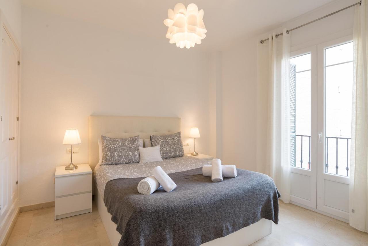 Agua I & Seasonal Pool By Ele Apartments Malaga Ngoại thất bức ảnh